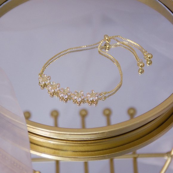 NEW 14K Gold Plated Diamond Flower Bracelet - Picture 3 of 10